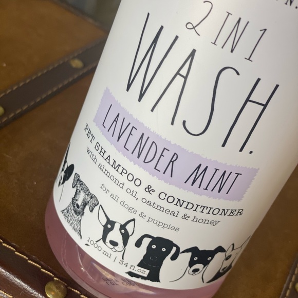 Rae Dunn 2 in 1 Wash - Shampoo & Conditioner - Picture 3 of 5